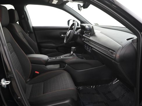 Used 2024 Honda HR-V Sport image 12
