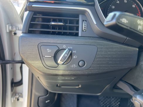 Used 2022 Audi A5 2.0T Premium image 25