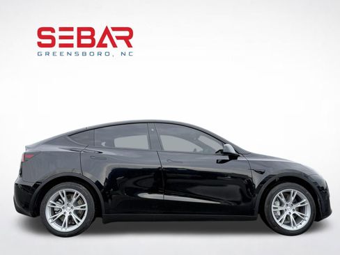 Used 2024 Tesla Model Y Long Range image 6