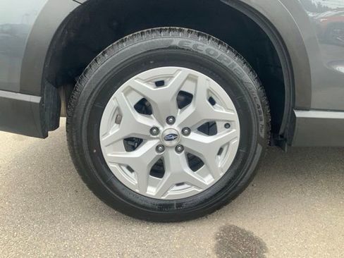 Used 2023 Subaru Forester image 9