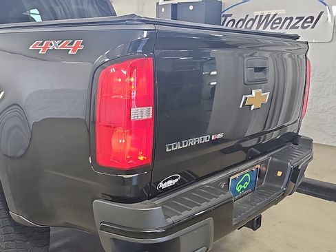 Used 2018 Chevrolet Colorado W/T w/ Custom Special Edition AWD/4WD image 37