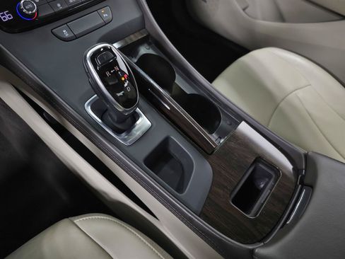 Used 2018 Buick LaCrosse Essence w/ Sun and Shade Package FWD image 27