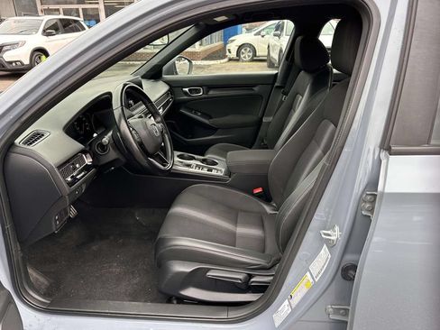 Used 2023 Honda Civic Sport image 11