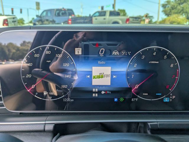 Used 2025 Mercedes-Benz GLS 450 4MATIC image 36