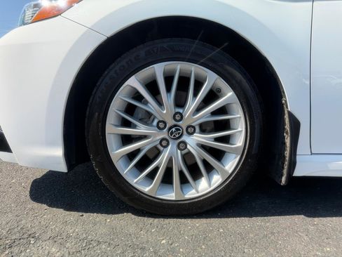 Used 2020 Toyota Camry SE image 26