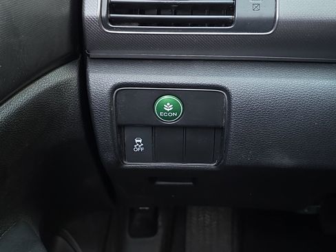 Used 2014 Honda Accord LX image 25