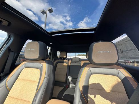 New 2026 Chevrolet Equinox ACTIV w/ Convenience Package III FWD image 33
