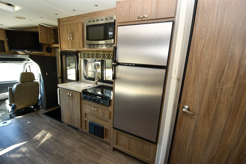 Used 2018 Mercedes-Benz Sprinter 3500 image 11