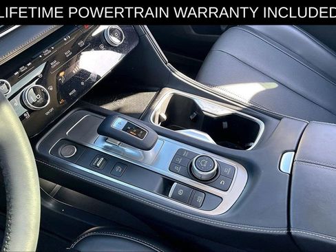 Certified 2025 INFINITI QX60 Luxe image 18