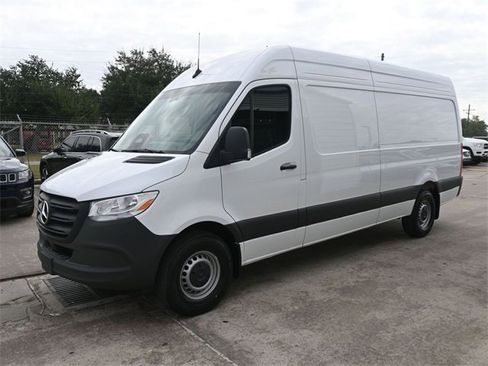 New 2026 Mercedes-Benz Sprinter 2500 image 1