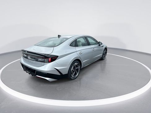 New 2026 Hyundai Sonata SEL AWD/4WD image 8