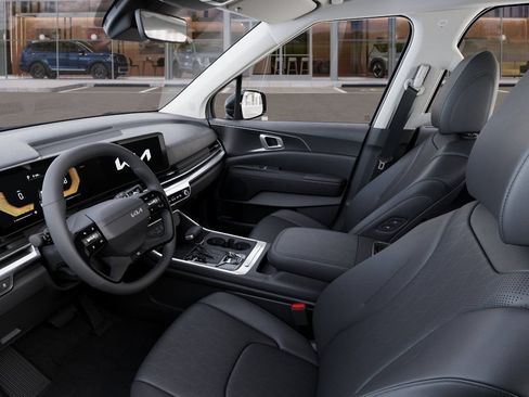 New 2027 Kia Carnival EX FWD image 17