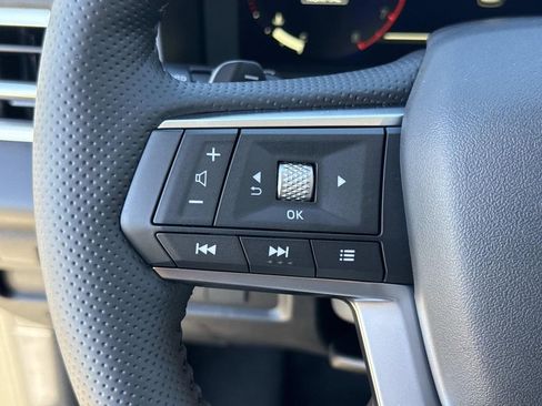 New 2026 Mitsubishi Outlander SE image 42