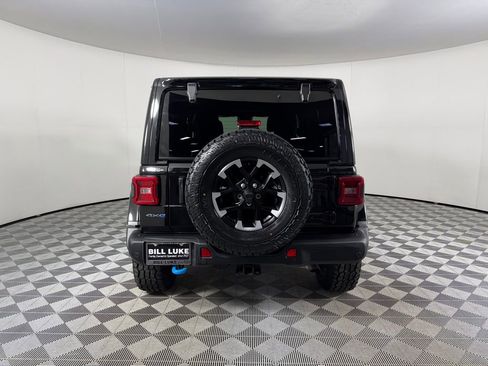 Used 2024 Jeep Wrangler Unlimited Rubicon 4xe image 7