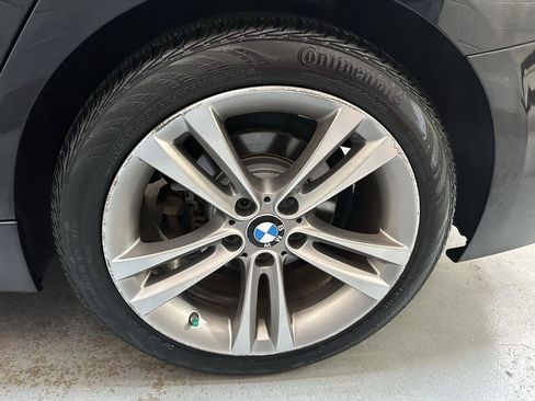 Used 2017 BMW 330i xDrive Sedan AWD/4WD image 24