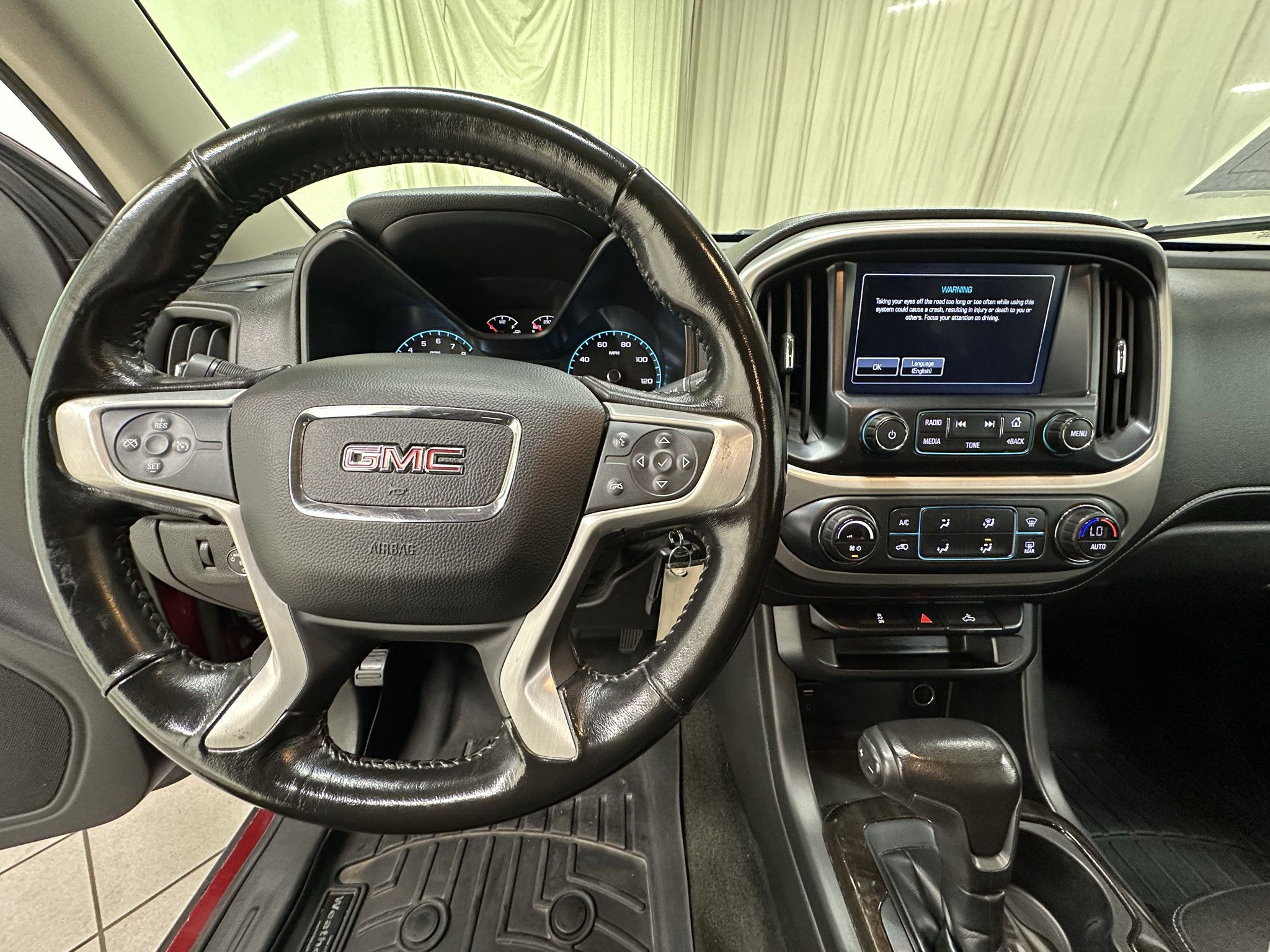 Used 2017 GMC Canyon SLE w/ SLE Convenience Package RWD image 27