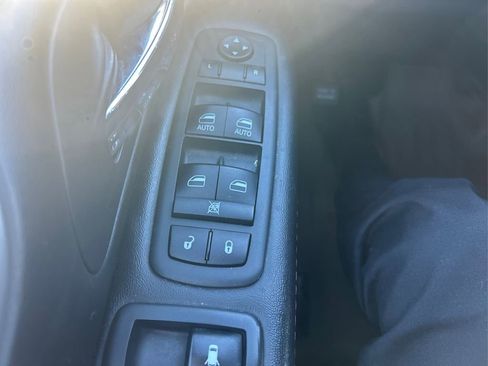 Used 2019 Dodge Grand Caravan GT FWD image 30
