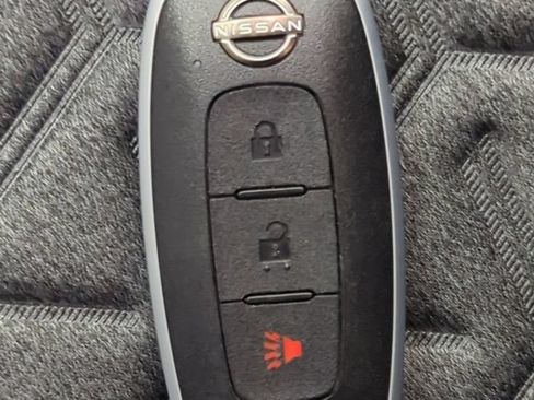 Certified 2025 Nissan Kicks SV FWD image 25