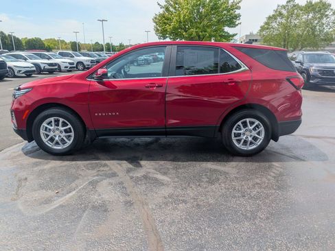 Used 2024 Chevrolet Equinox LT AWD/4WD image 4