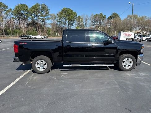 Used 2018 Chevrolet Silverado 1500 LT w/ All Star Edition image 6