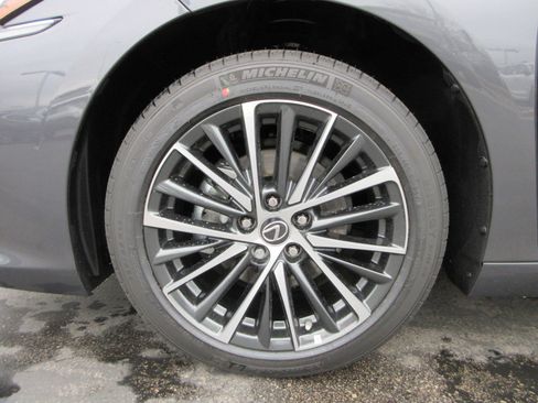 New 2025 Lexus ES 350 w/ Premium Package image 48