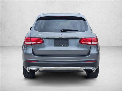 Used 2019 Mercedes-Benz GLC 300 image 5