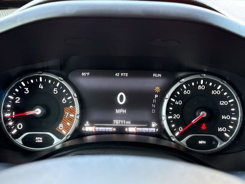 Used 2022 Jeep Renegade Latitude w/ Convenience Group image 18