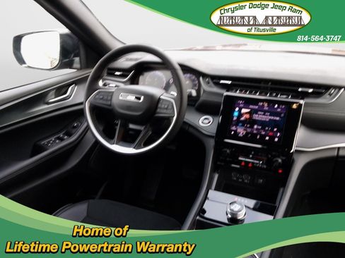 New 2025 Jeep Grand Cherokee L Laredo image 26