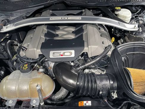 Used 2017 Ford Mustang GT w/ GT Performance Package RWD image 24