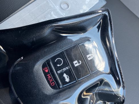 Used 2025 Honda Accord SE image 38