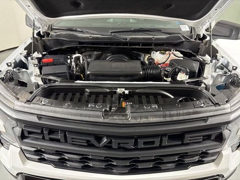 Used 2024 Chevrolet Silverado 1500 Custom Trail Boss w/ LPO, Dark Essentials Package image 36