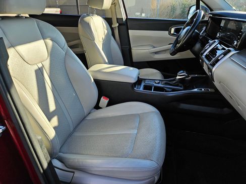 Used 2022 Kia Sorento S AWD/4WD image 33
