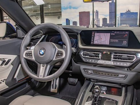 New 2026 BMW Z4 sDrive30i w/ Premium Package image 18