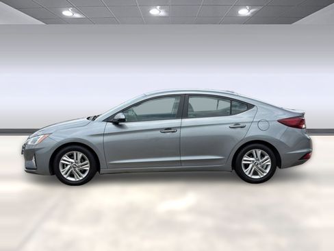Used 2019 Hyundai Elantra SEL FWD image 2
