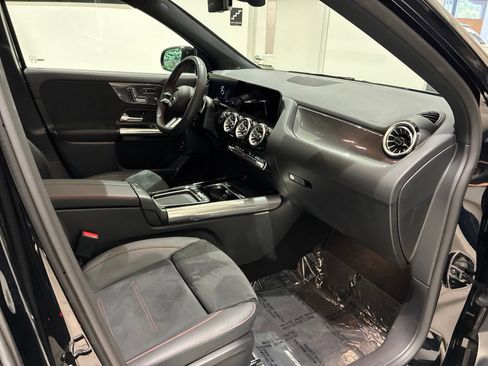 Used 2026 Mercedes-Benz GLA 250 4MATIC image 29