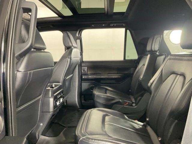 Used 2021 Ford Expedition Limited AWD/4WD image 34