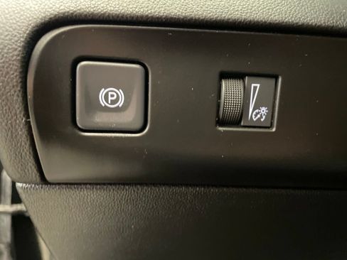 Used 2023 Buick Enclave Essence w/ Experience Buick Package AWD/4WD image 12