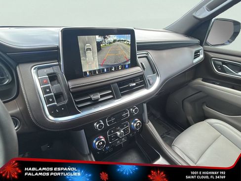 Certified 2024 GMC Yukon XL SLT w/ SLT Luxury Package AWD/4WD image 20