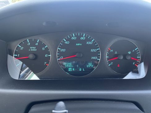 Used 2014 Chevrolet Impala LT w/ LT Sunroof Package image 9