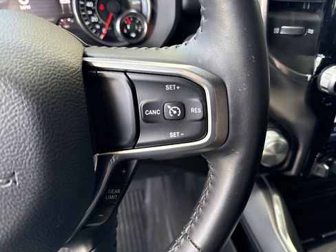 Used 2024 RAM 1500 Laramie AWD/4WD image 20