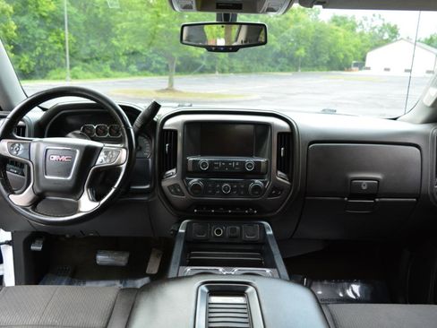 Used 2016 GMC Sierra 1500 SLE w/ All-Terrain Package AWD/4WD image 17
