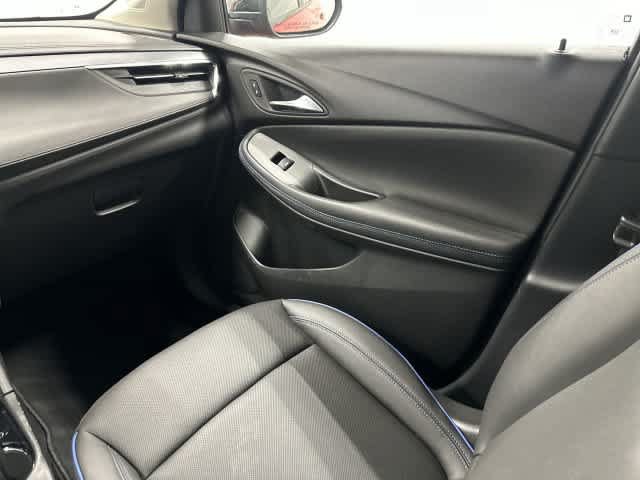 Used 2026 Buick Encore GX Sport Touring w/ Advanced Technology Package FWD image 13