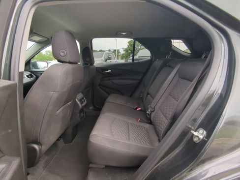 Used 2019 Chevrolet Equinox LT FWD image 9