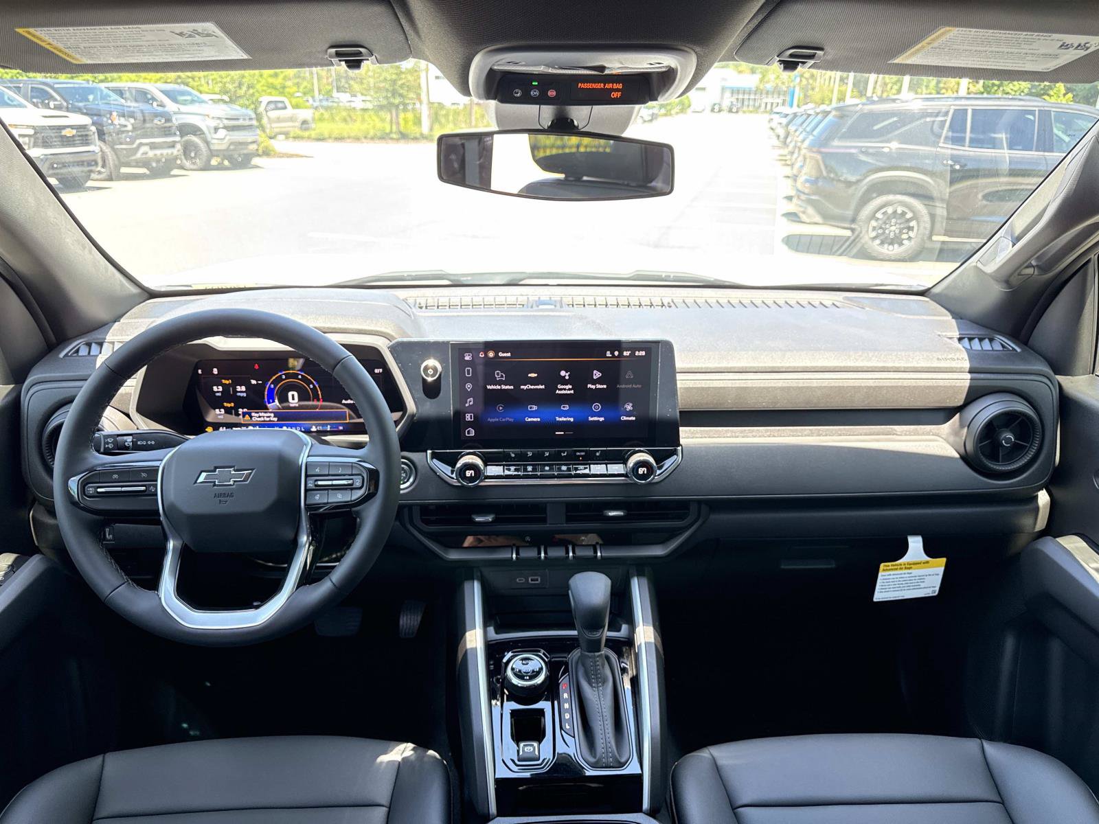 New 2026 Chevrolet Colorado Trail Boss w/ Midnight Edition AWD/4WD image 12