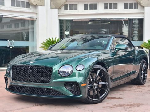 Used 2023 Bentley Continental GT Azure AWD/4WD image 9