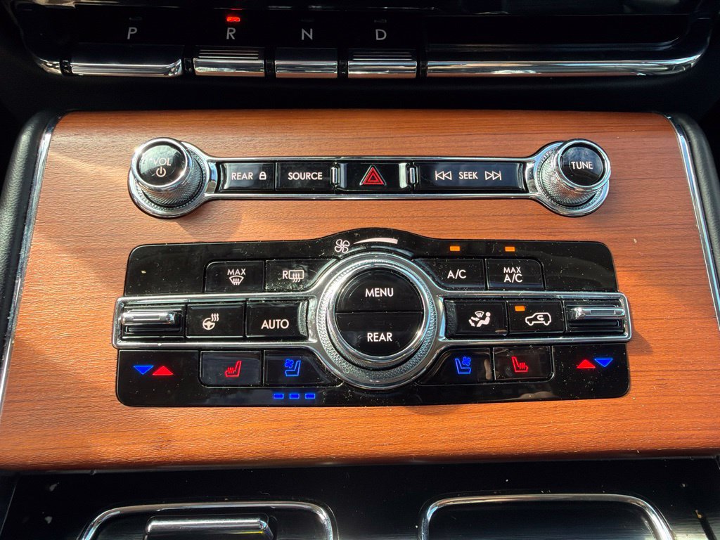 Used 2020 Lincoln Aviator Reserve w/ Equipment Group 201A AWD/4WD image 28
