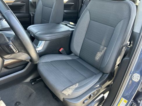 Used 2024 Chevrolet Silverado 1500 LT AWD/4WD image 19