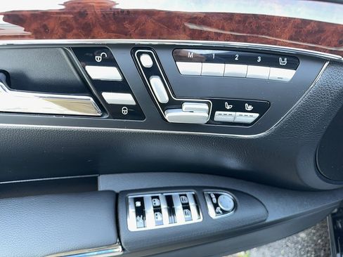 Used 2007 Mercedes-Benz S 550 image 15