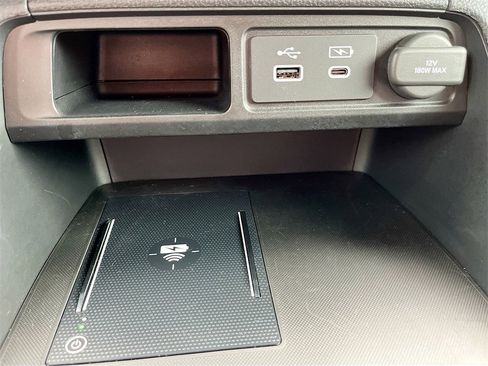 Used 2025 Honda Pilot EX-L image 21