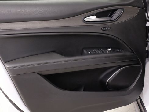 Used 2023 Alfa Romeo Stelvio Ti image 26